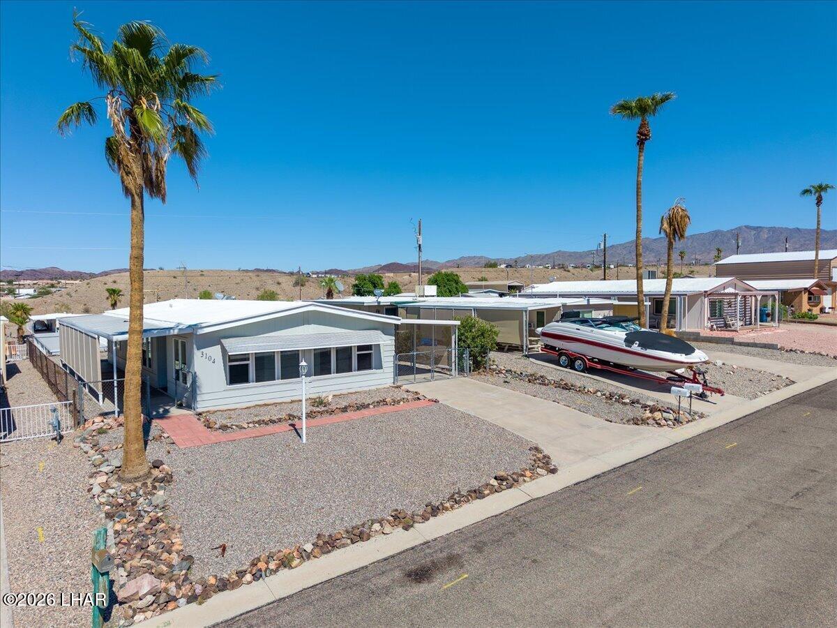 3104 E William Dr