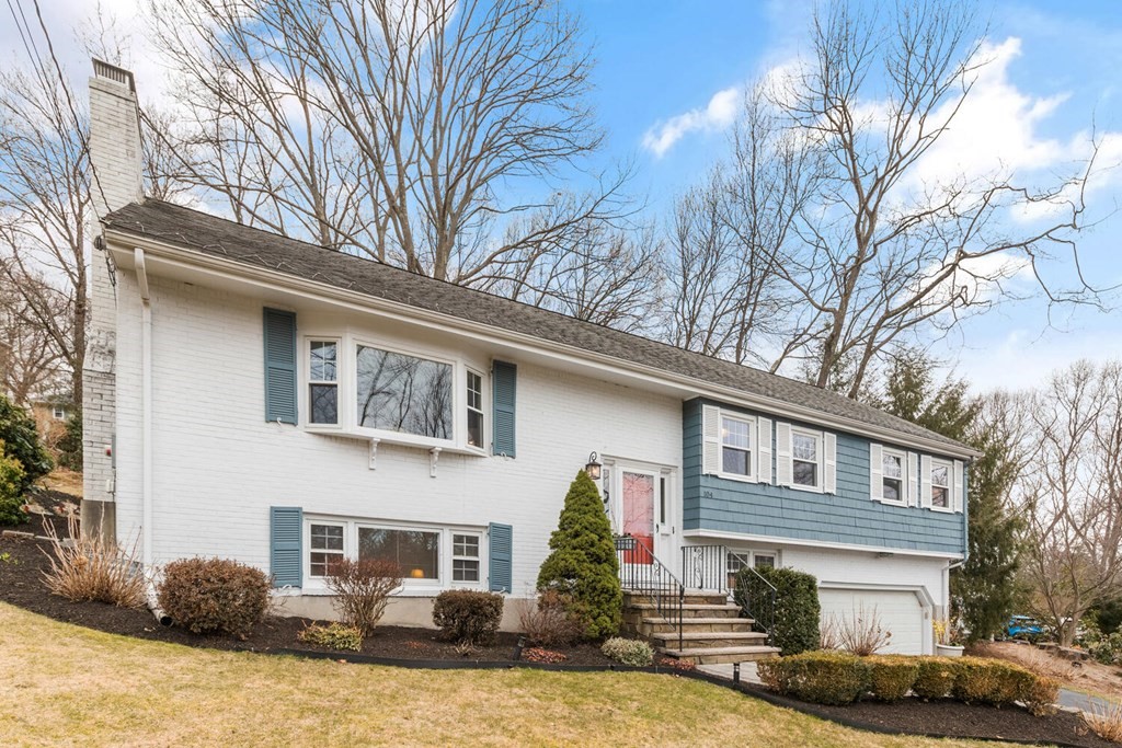 104 Thornberry Road