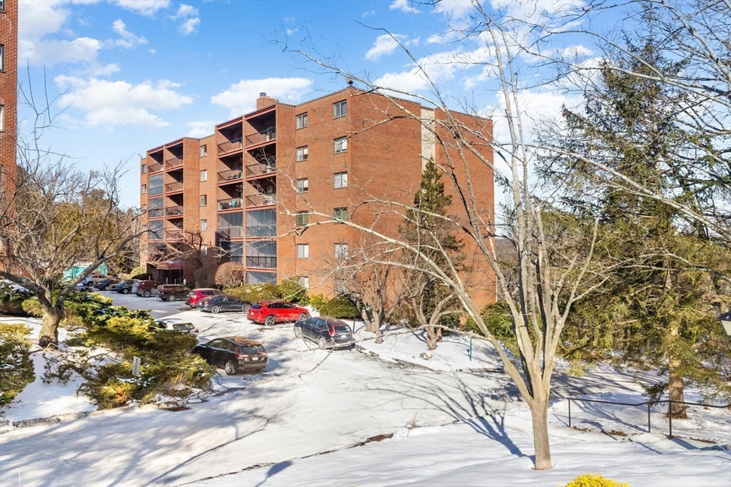 3 Summit Drive # 26