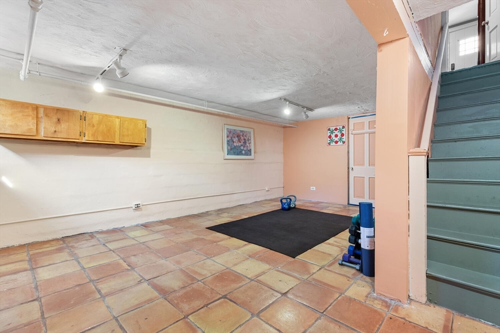 247 Washington Street # 9