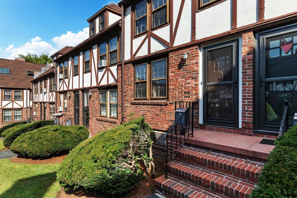 247 Washington Street # 9