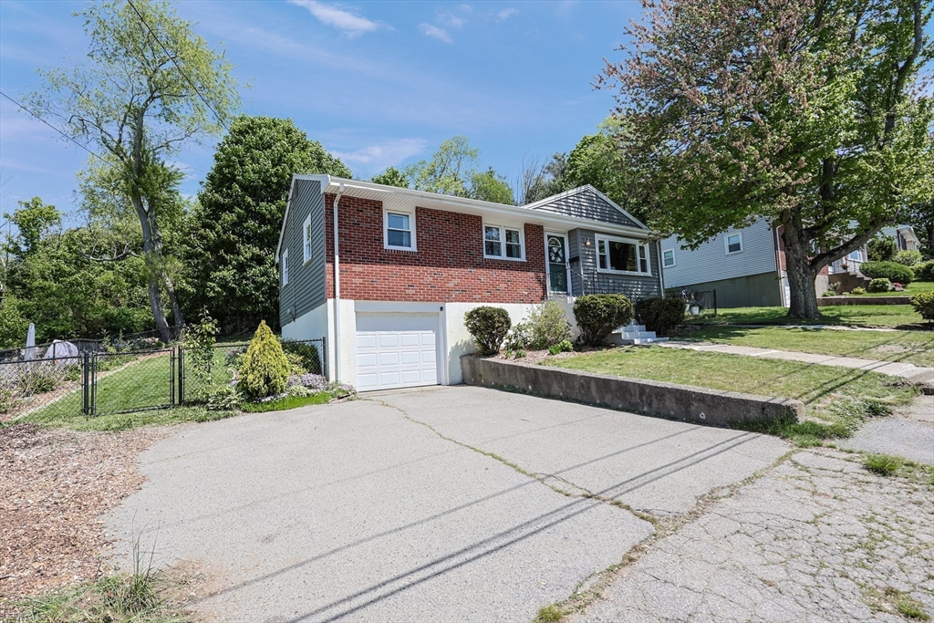 27 Sunflower Rd