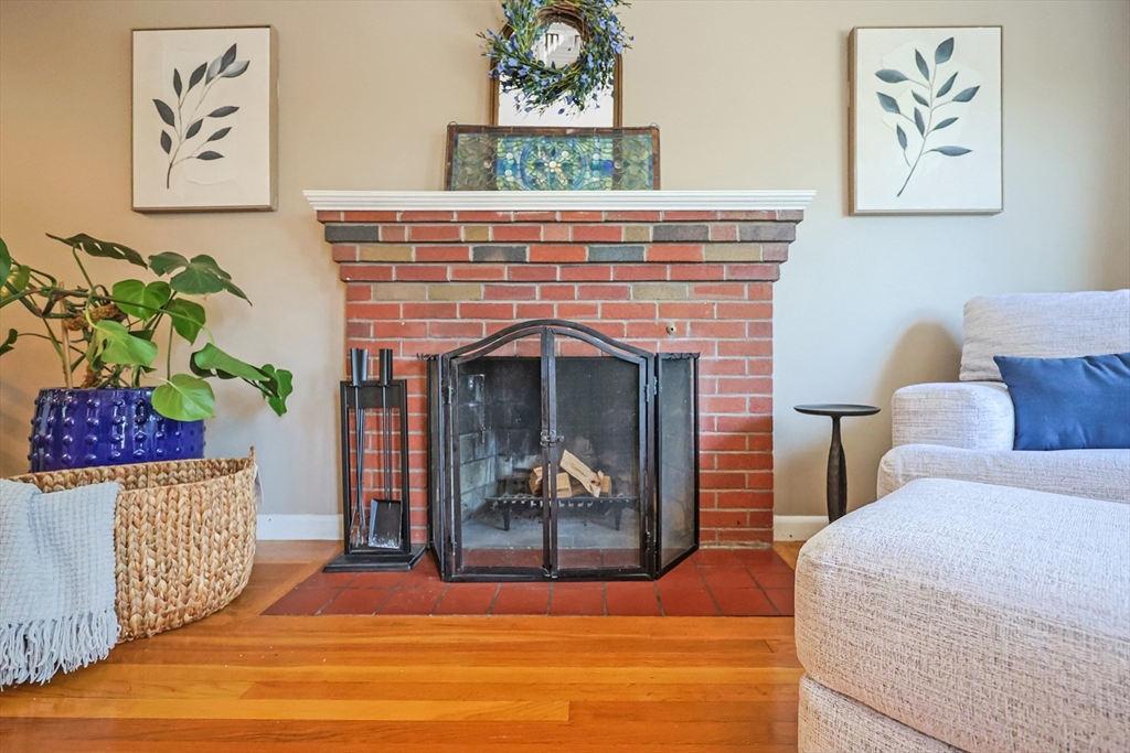 27 Sunflower Rd