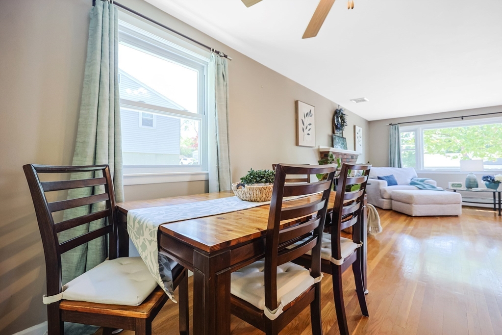 27 Sunflower Rd