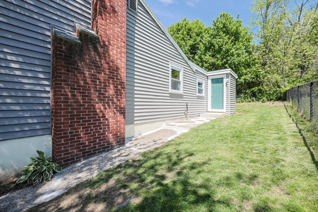 27 Sunflower Rd