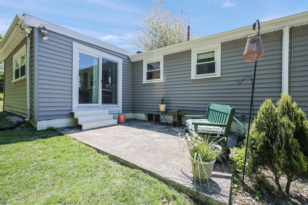 27 Sunflower Rd