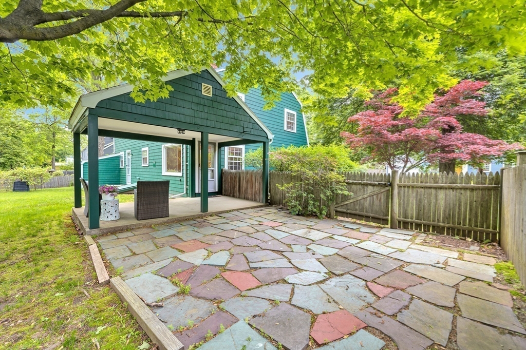 25 Canterbury Road