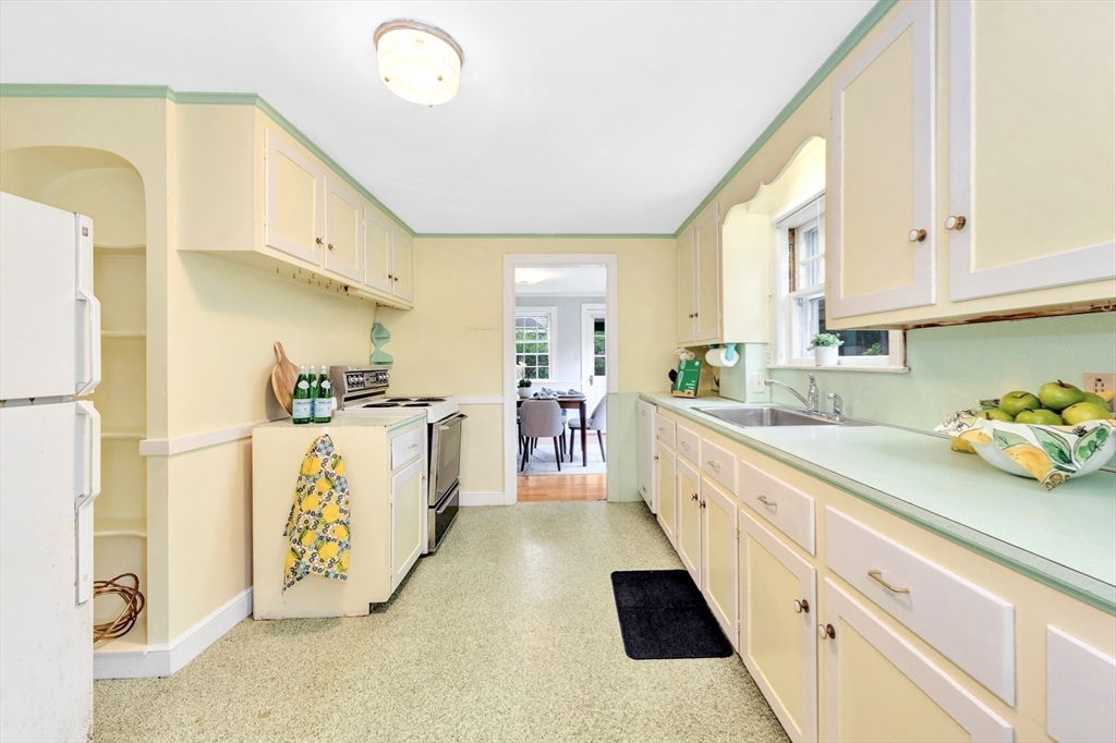 25 Canterbury Road