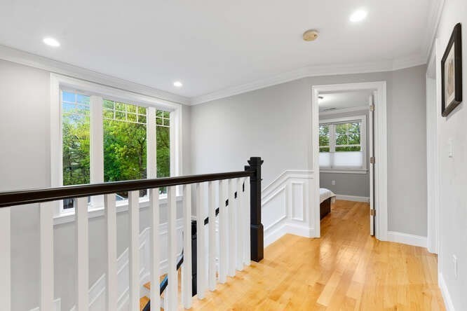 38 Paul Revere Rd