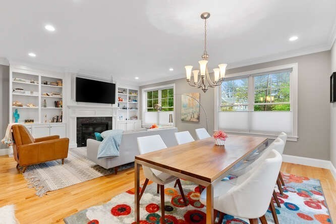 38 Paul Revere Rd