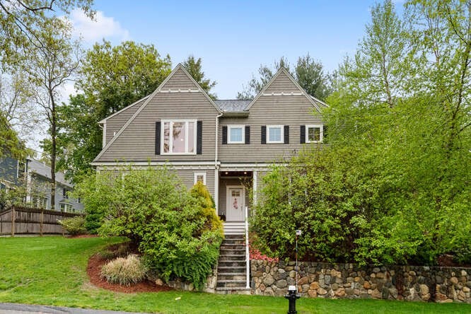 38 Paul Revere Rd