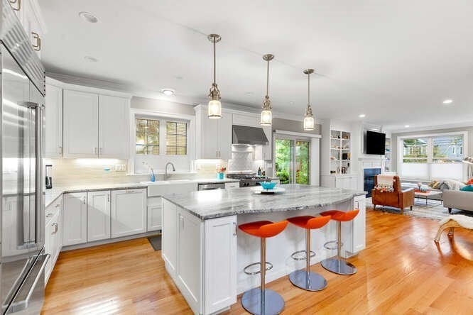 38 Paul Revere Rd