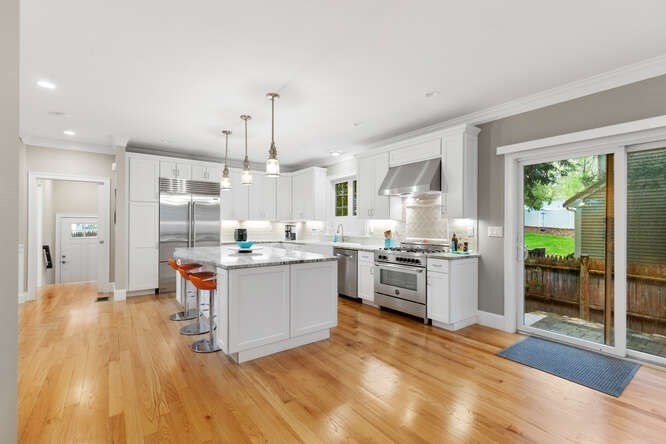 38 Paul Revere Rd