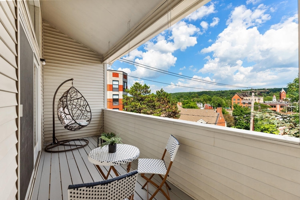 29 Vine Street # 7