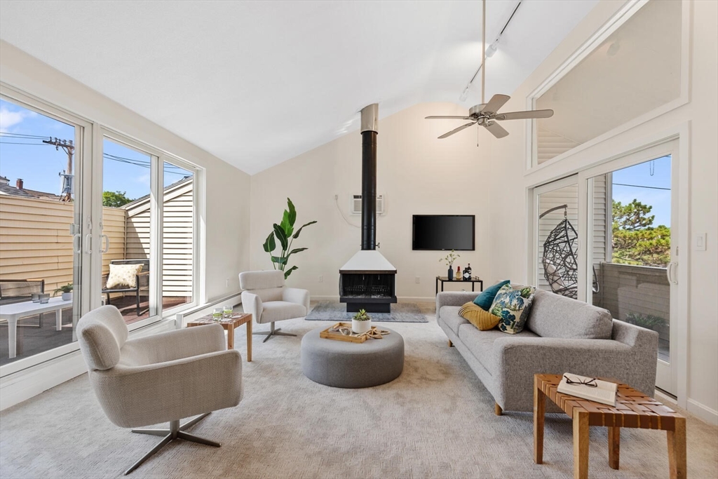 29 Vine Street # 7