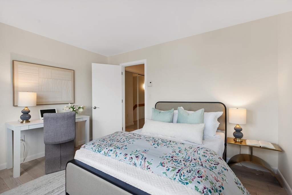 29 Vine Street # 7