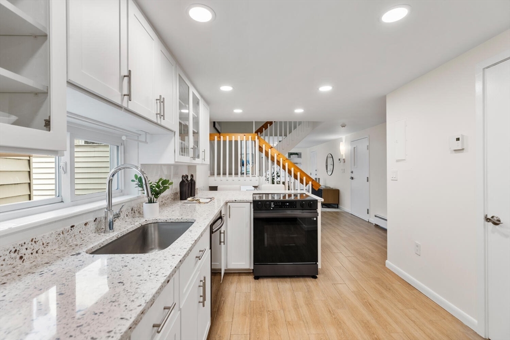 29 Vine Street # 7