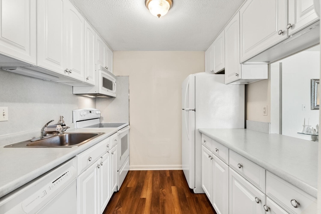 64 Main Street # 34B