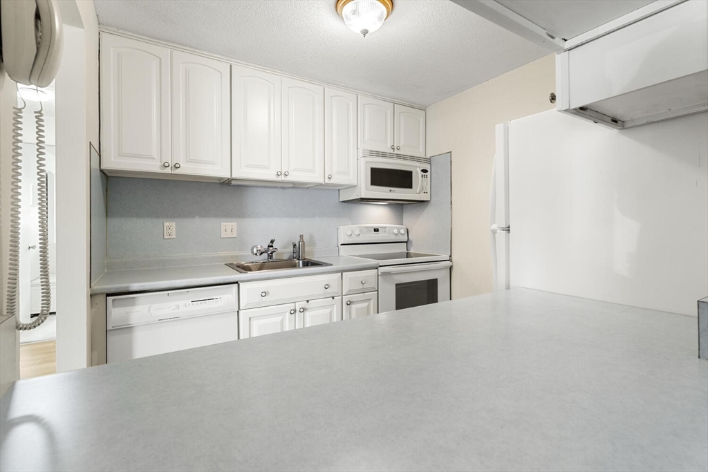 64 Main Street # 34B