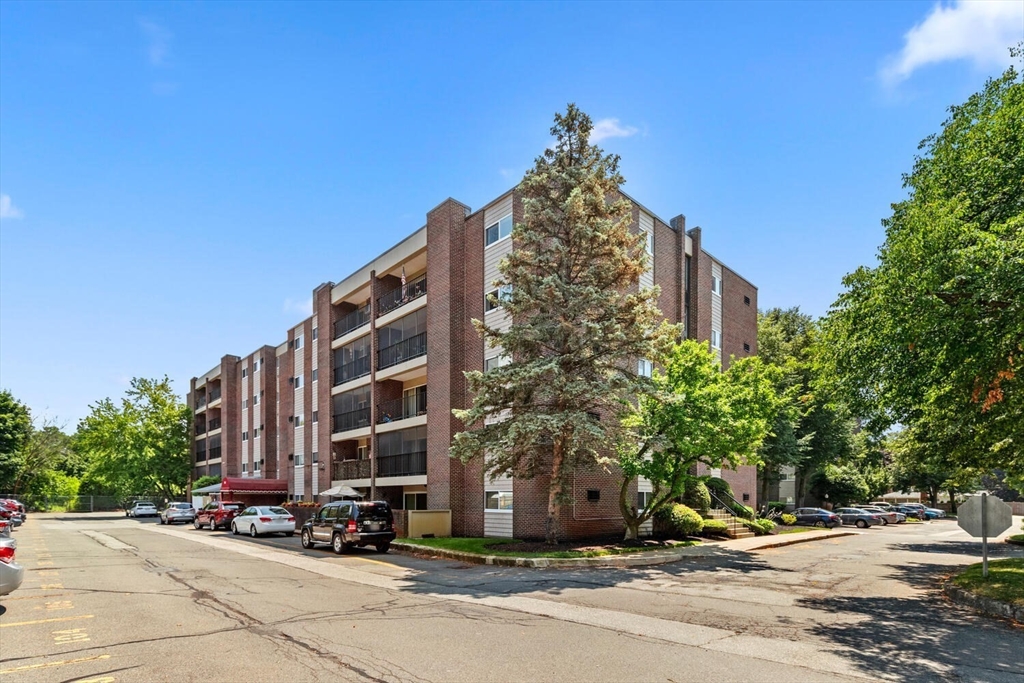 64 Main Street # 34B