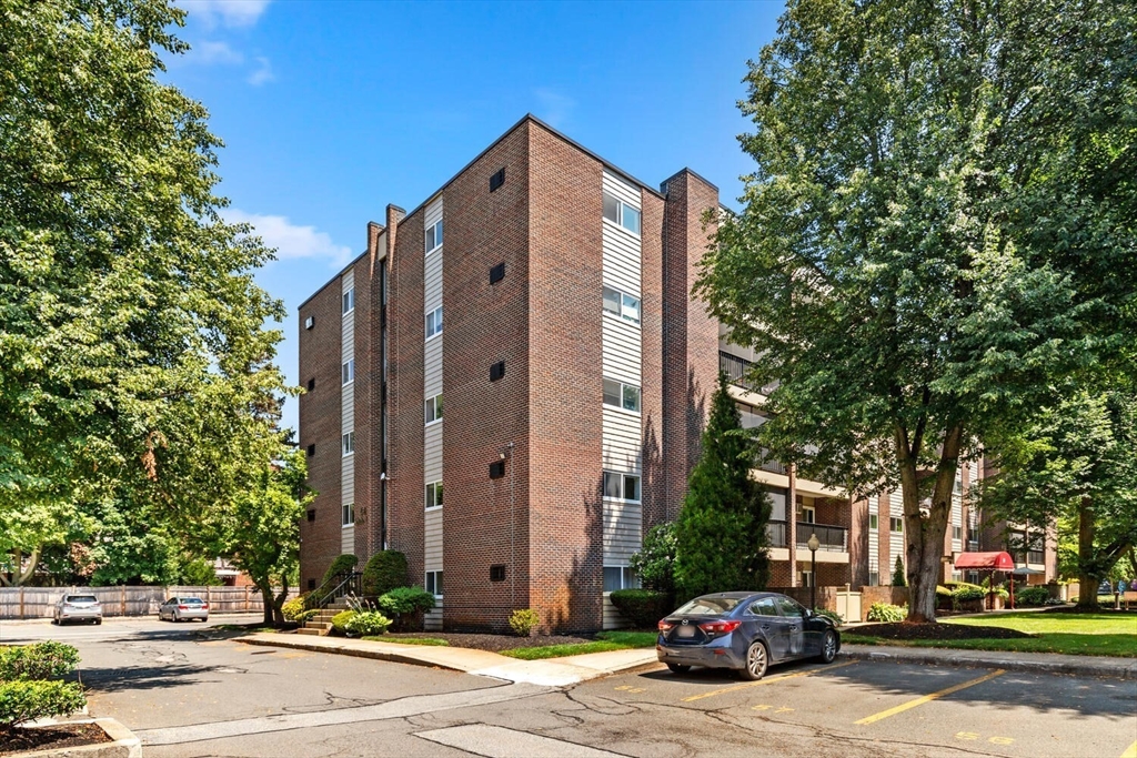 64 Main Street # 34B