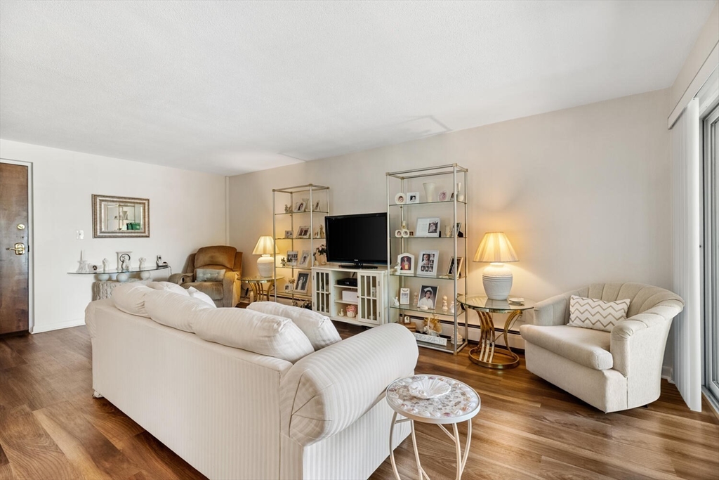 64 Main Street # 34B