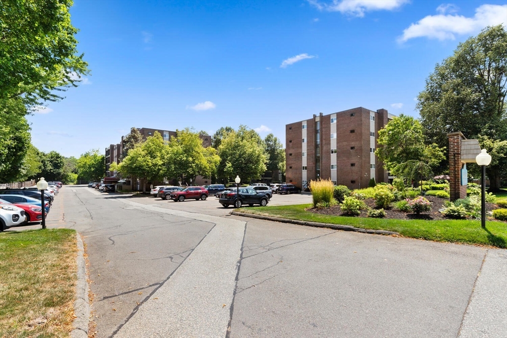 64 Main Street # 34B