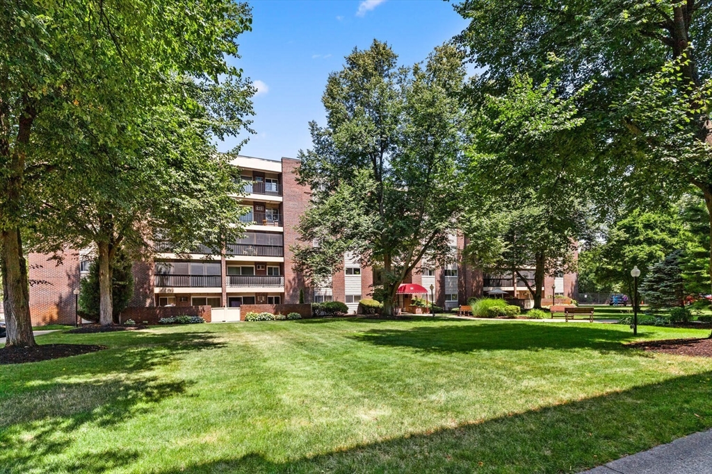 64 Main Street # 34B