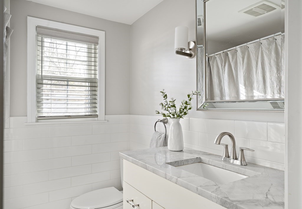 11 Evergreen Ln # 11