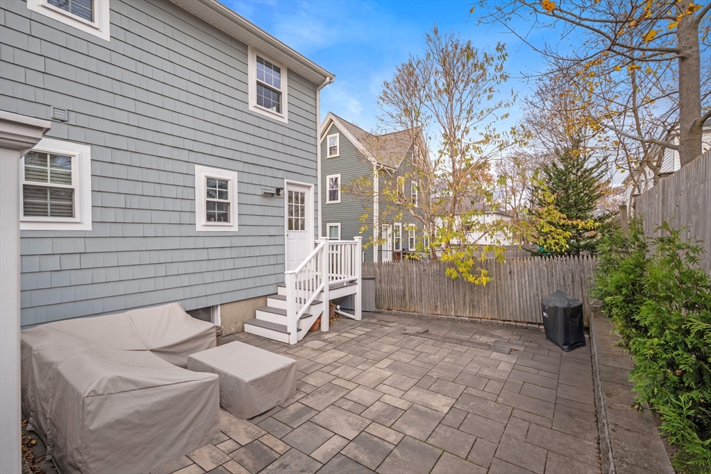 11 Evergreen Ln # 11