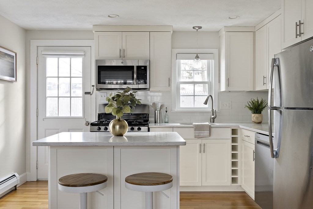 11 Evergreen Ln # 11