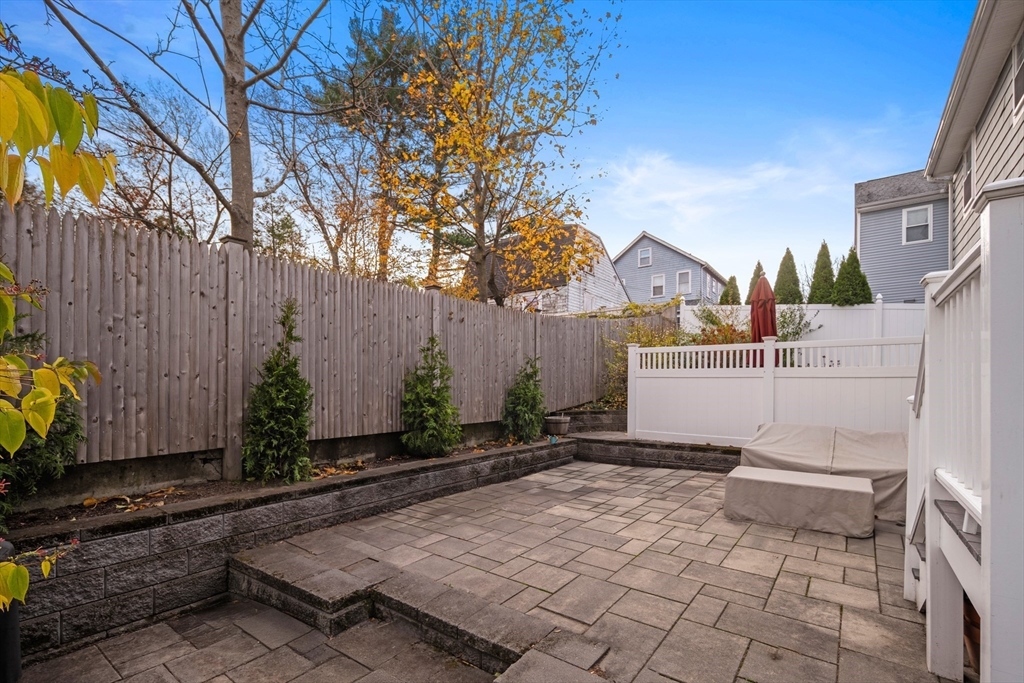 11 Evergreen Ln # 11