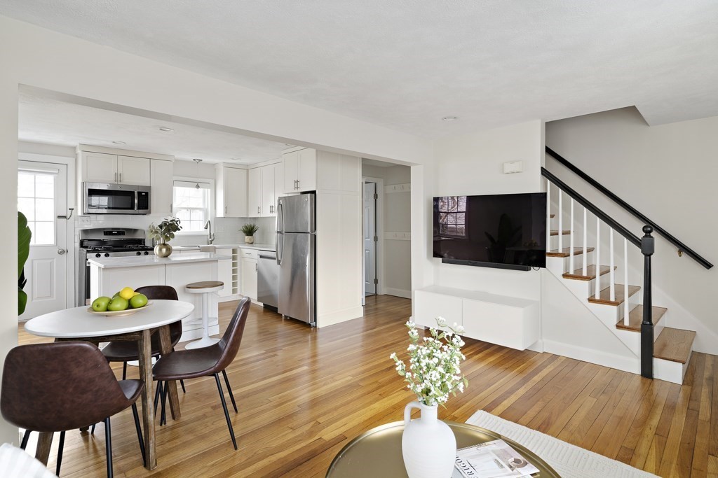 11 Evergreen Ln # 11