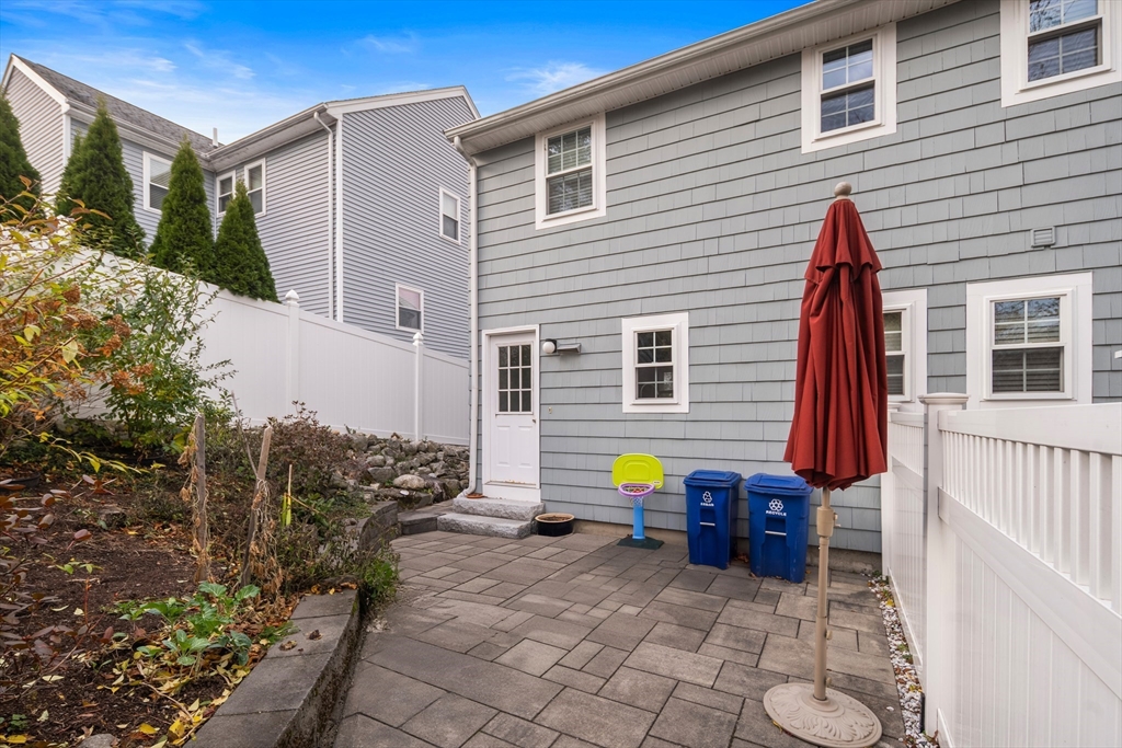 9 Evergreen Lane # 9