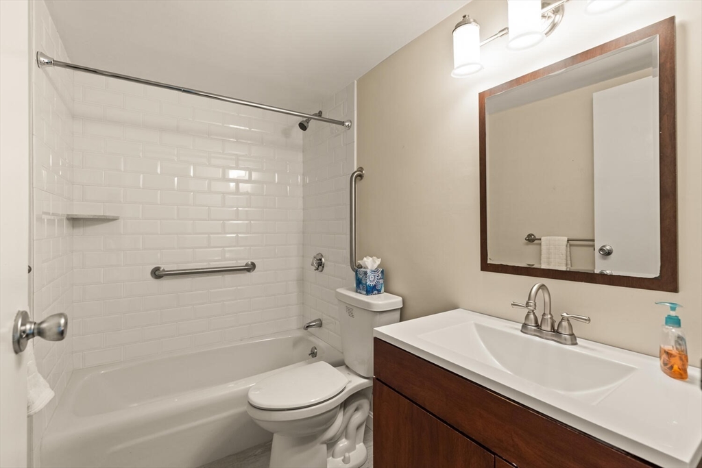 146 Marble Street # 507