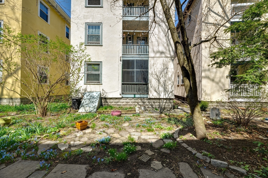 48 Crescent Street # 2