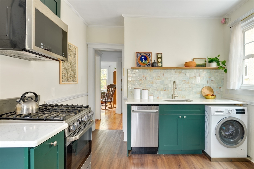 48 Crescent Street # 2