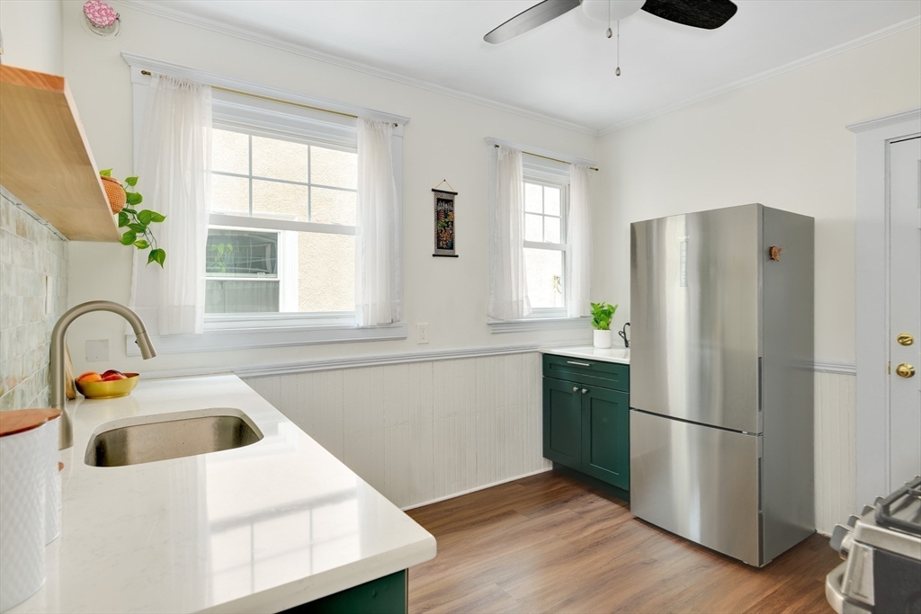 48 Crescent Street # 2