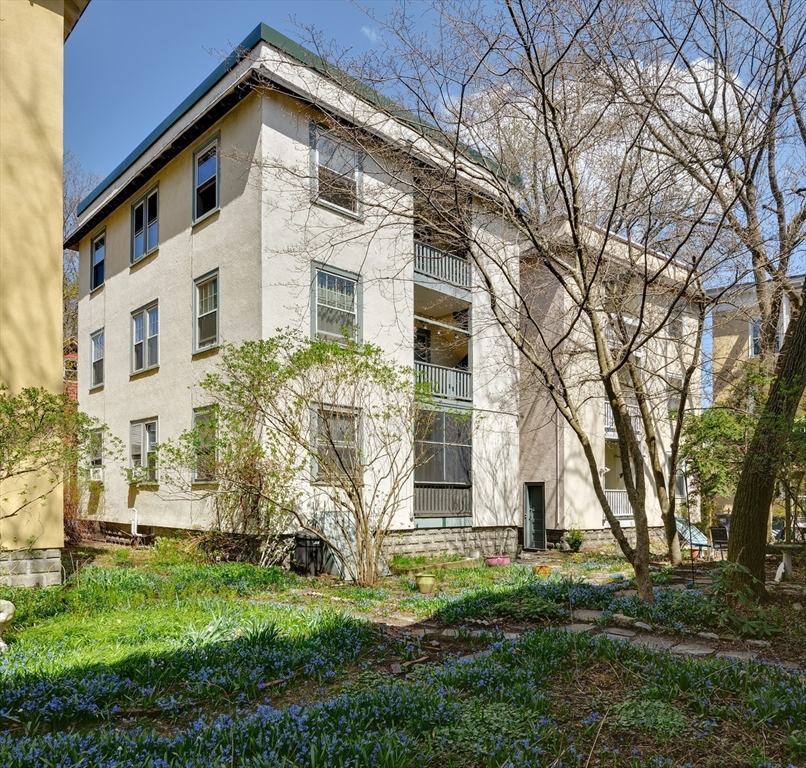 48 Crescent Street # 2
