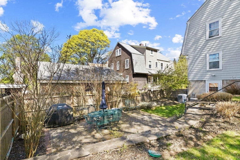 9 Governors Avenue # 2