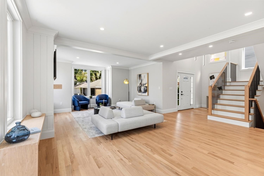 27 Lewis Avenue