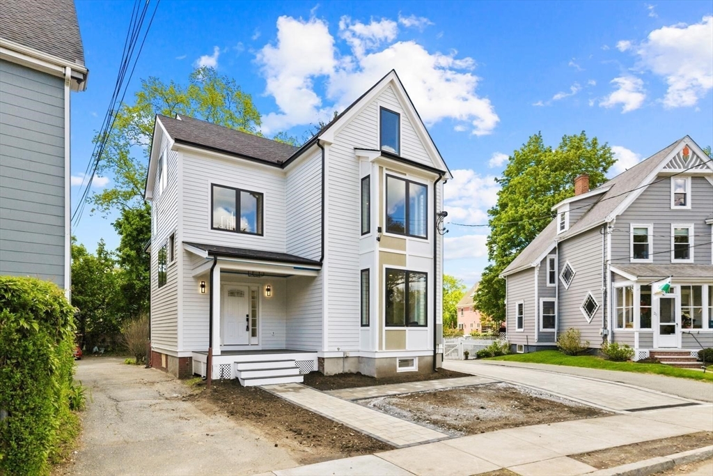 27 Lewis Avenue