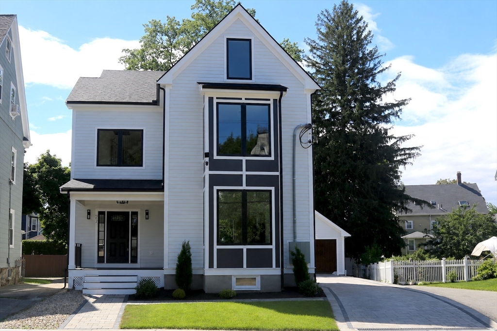 27 Lewis Avenue