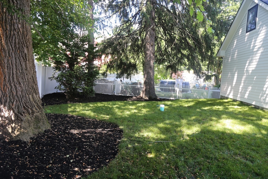 27 Lewis Avenue