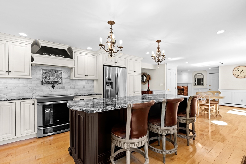 214 Presidential Dr