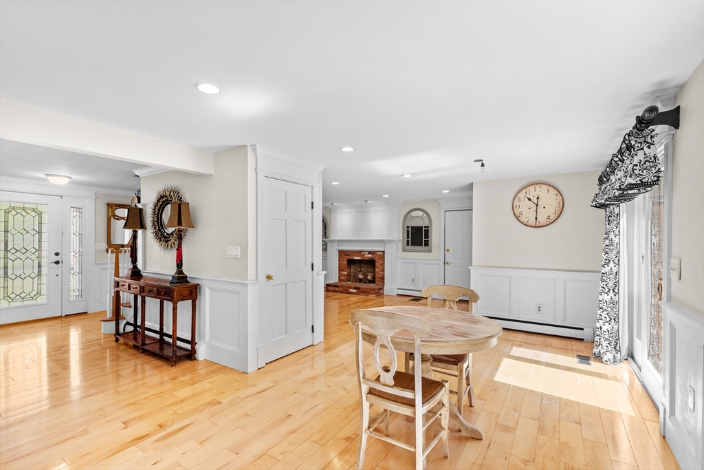 214 Presidential Dr