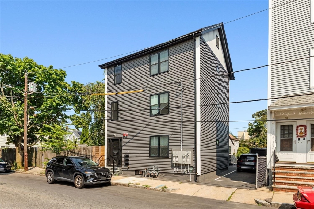 22 Hunting Street # 3P