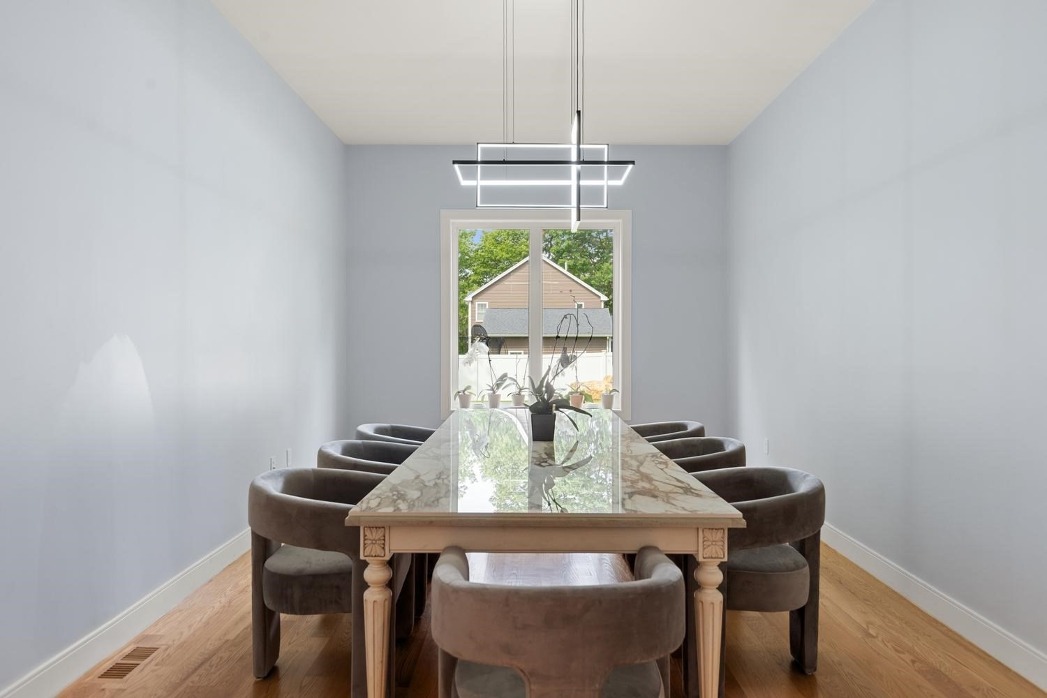 8 Jonathan Road