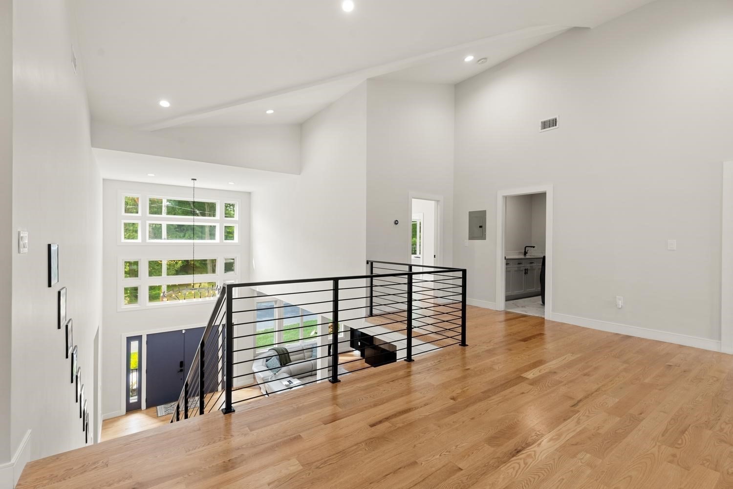 8 Jonathan Road