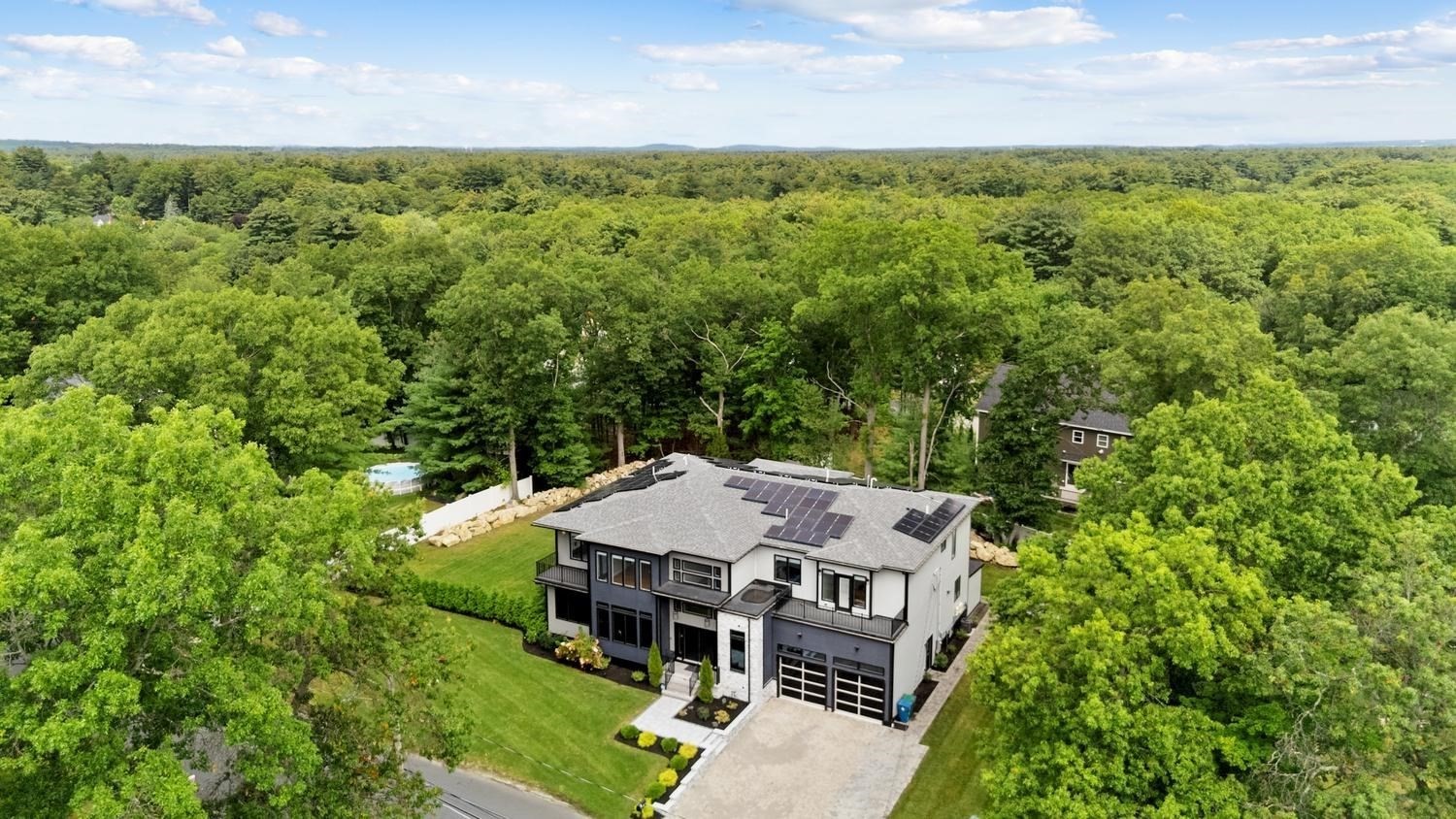 8 Jonathan Road